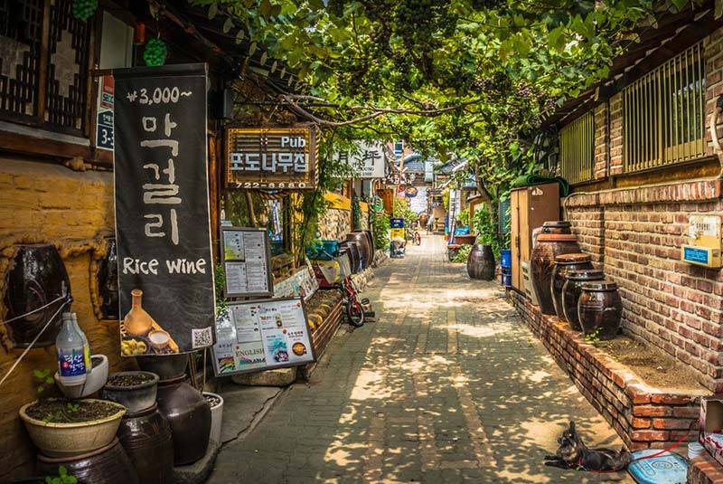 خیابان اینسا‌دونگ در کره جنوبی