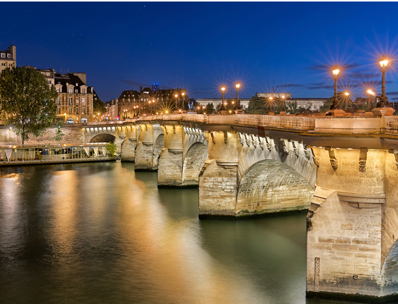 پل نئوف در فرانسه